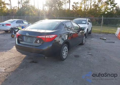 2018 Toyota Corolla Le z USA, uszkodzony, nr VIN 2T1BURHE8JC058446